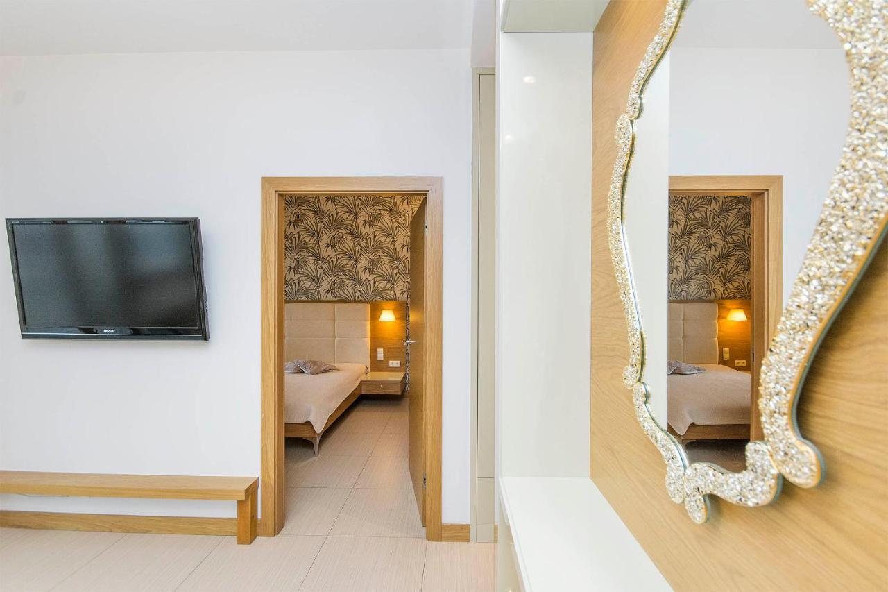Waniliowy - Neptun Park By Oneapartments Gdansk Exterior foto